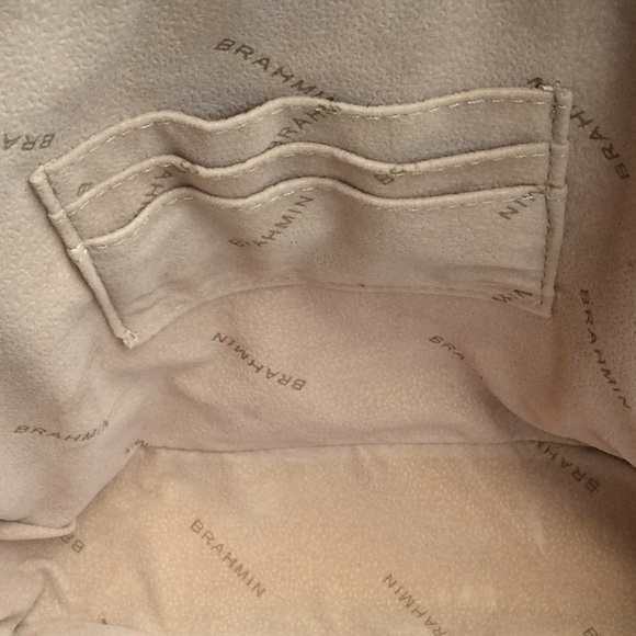 Brahmin Womens Leather Handbag  Tan Size-9" x 8" x 3". - Picture 5 of 9